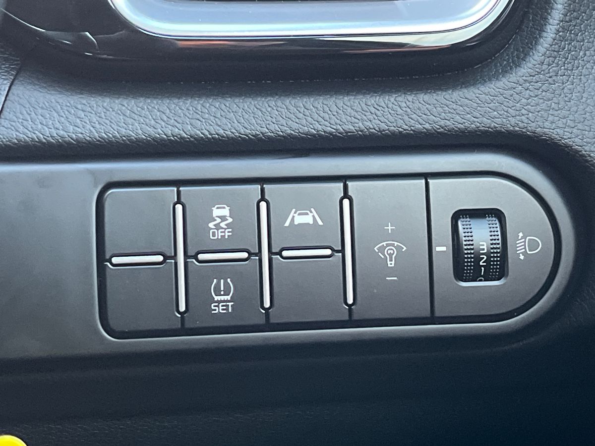 Used Kia XCeed 2025 for sale - 78107472: Photo 31