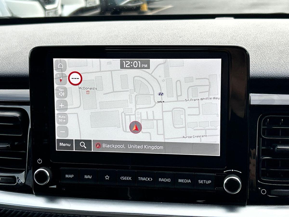 Used Kia Stonic 2023 for sale - 76540981: Photo 17