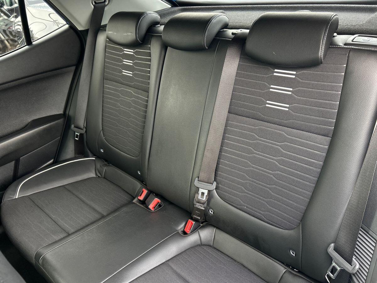 Used Kia Stonic 2023 for sale - 76540981: Photo 21