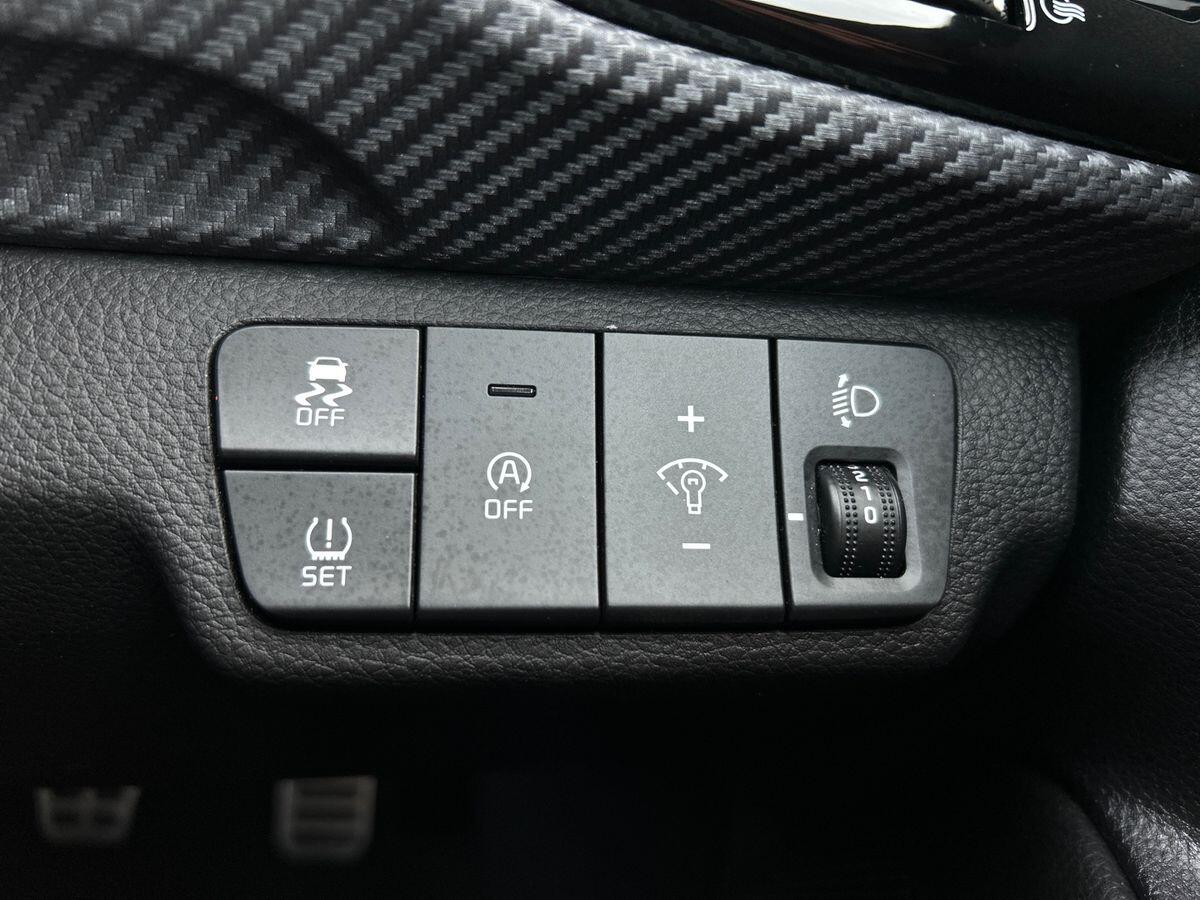 Used Kia Stonic 2023 for sale - 76540981: Photo 28