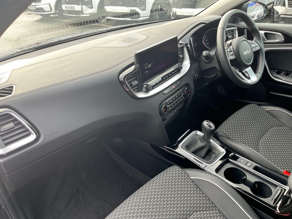 Used Kia Ceed 2025 for sale - 77700731: Photo 2