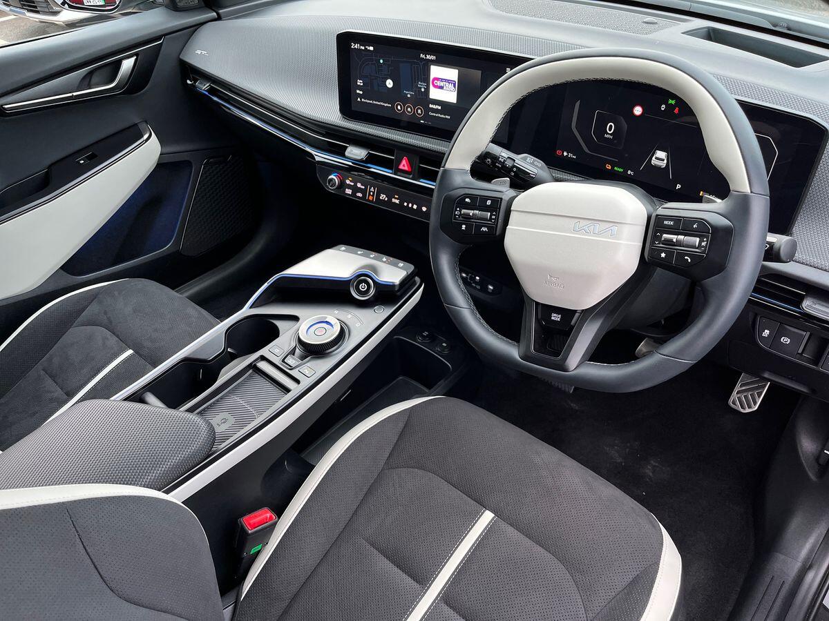 Used Kia EV6 2025 for sale - 77390131: Photo 14