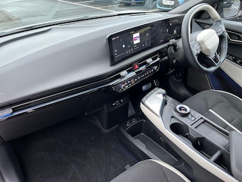 Used Kia EV6 2025 for sale - 77390131: Photo