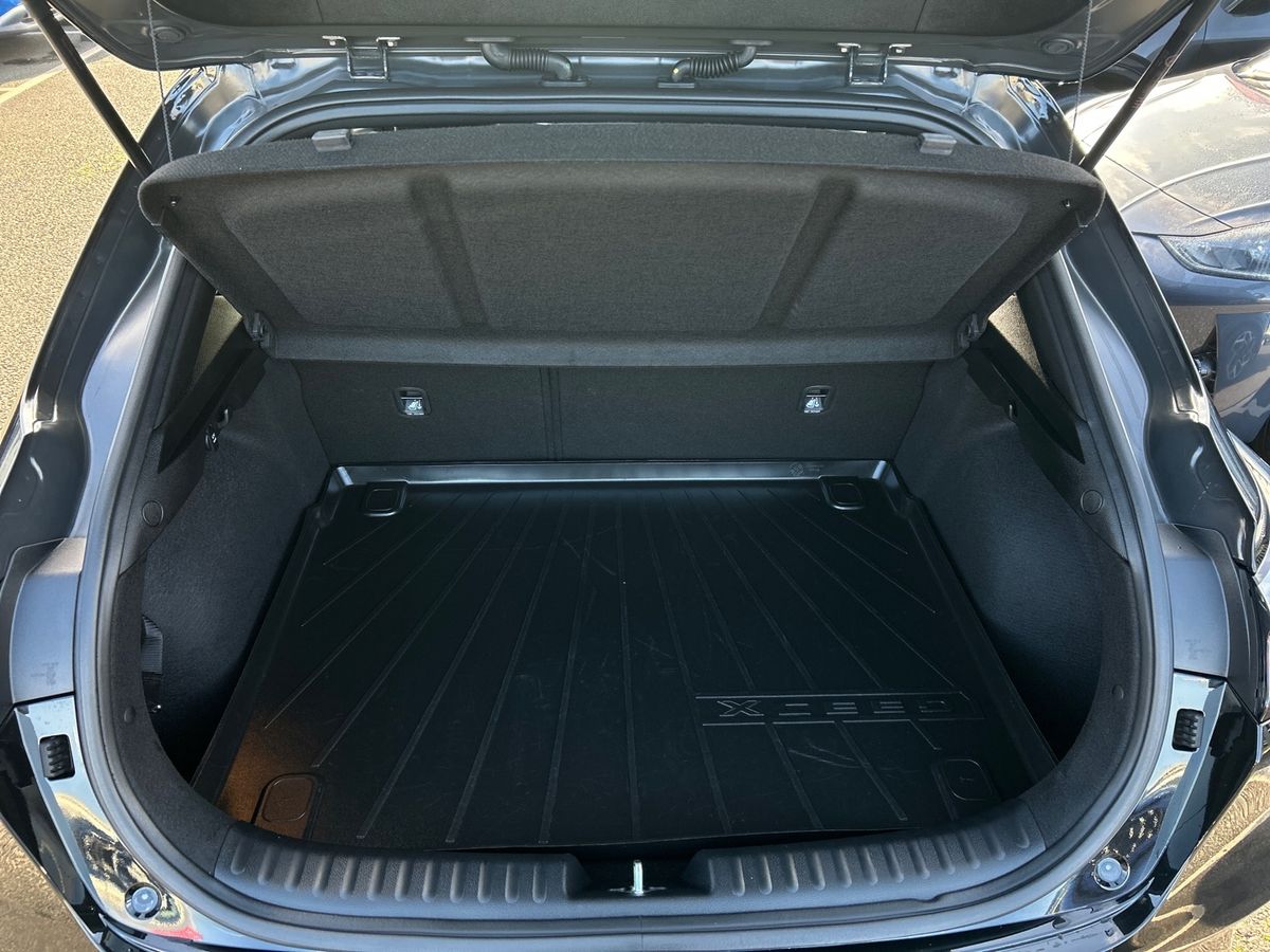 Used Kia XCeed 2025 for sale - 76535297: Photo 21