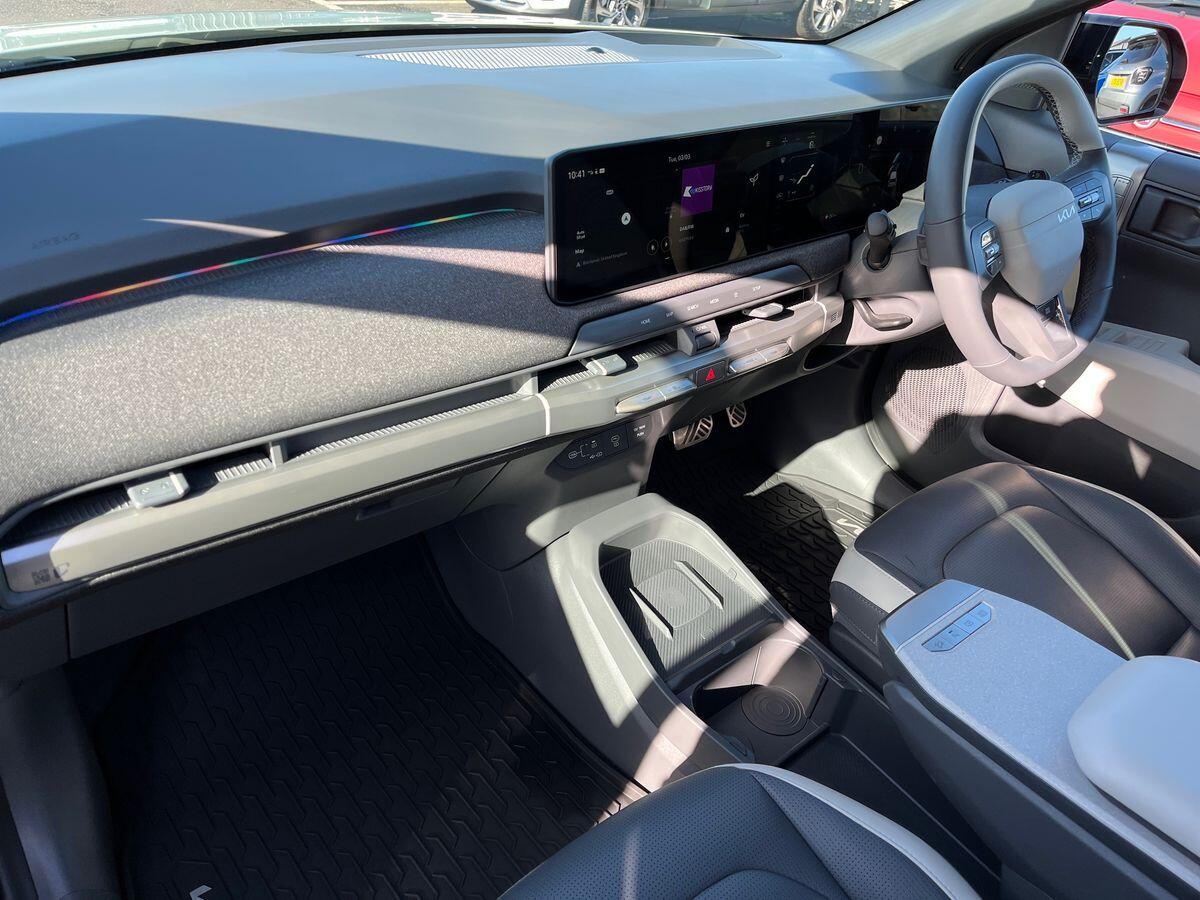 Used Kia EV3 2025 for sale - 78001672: Photo 2