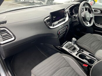 Used Kia XCeed 2023 for sale - 77812634: Photo