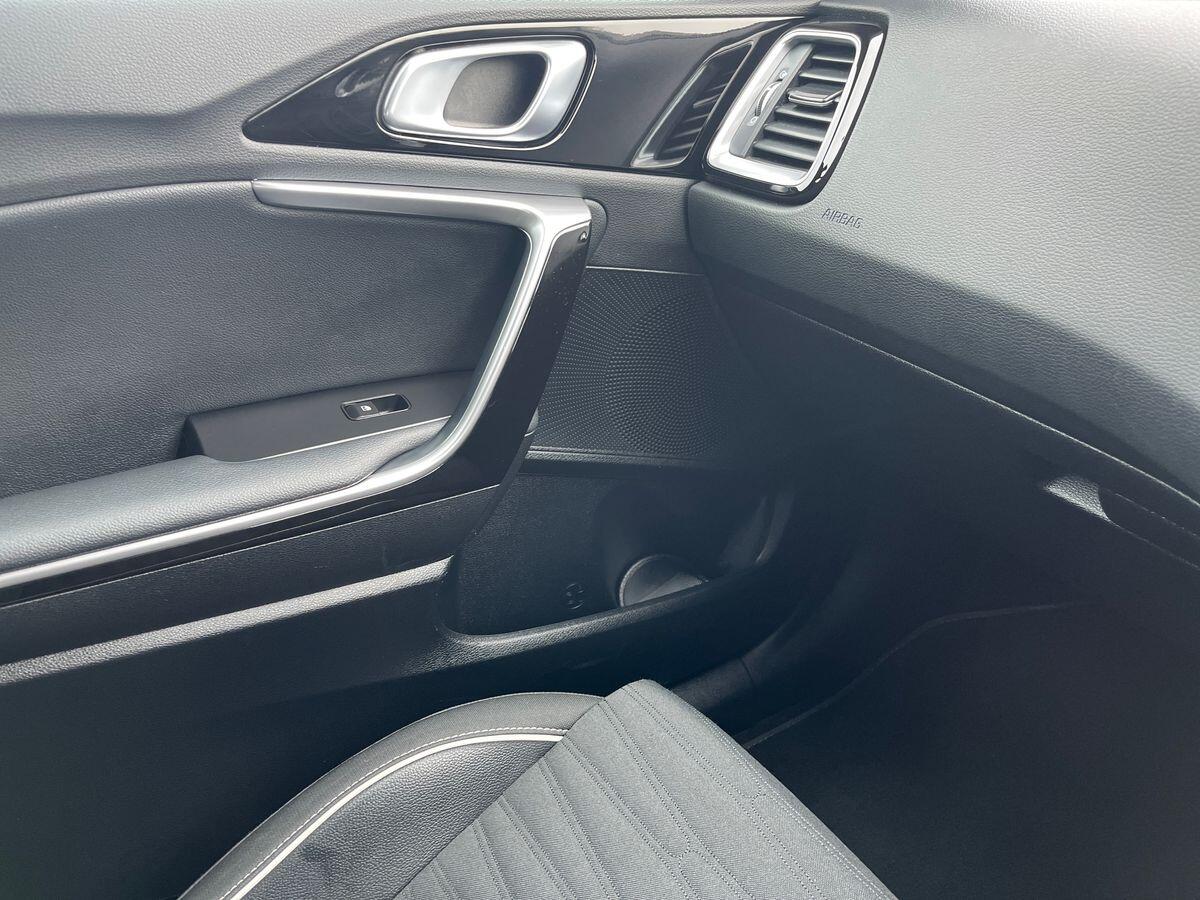 Used Kia XCeed 2023 for sale - 77812634: Photo 38