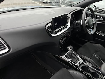 Used Kia XCeed 2025 for sale - 78526070: Photo
