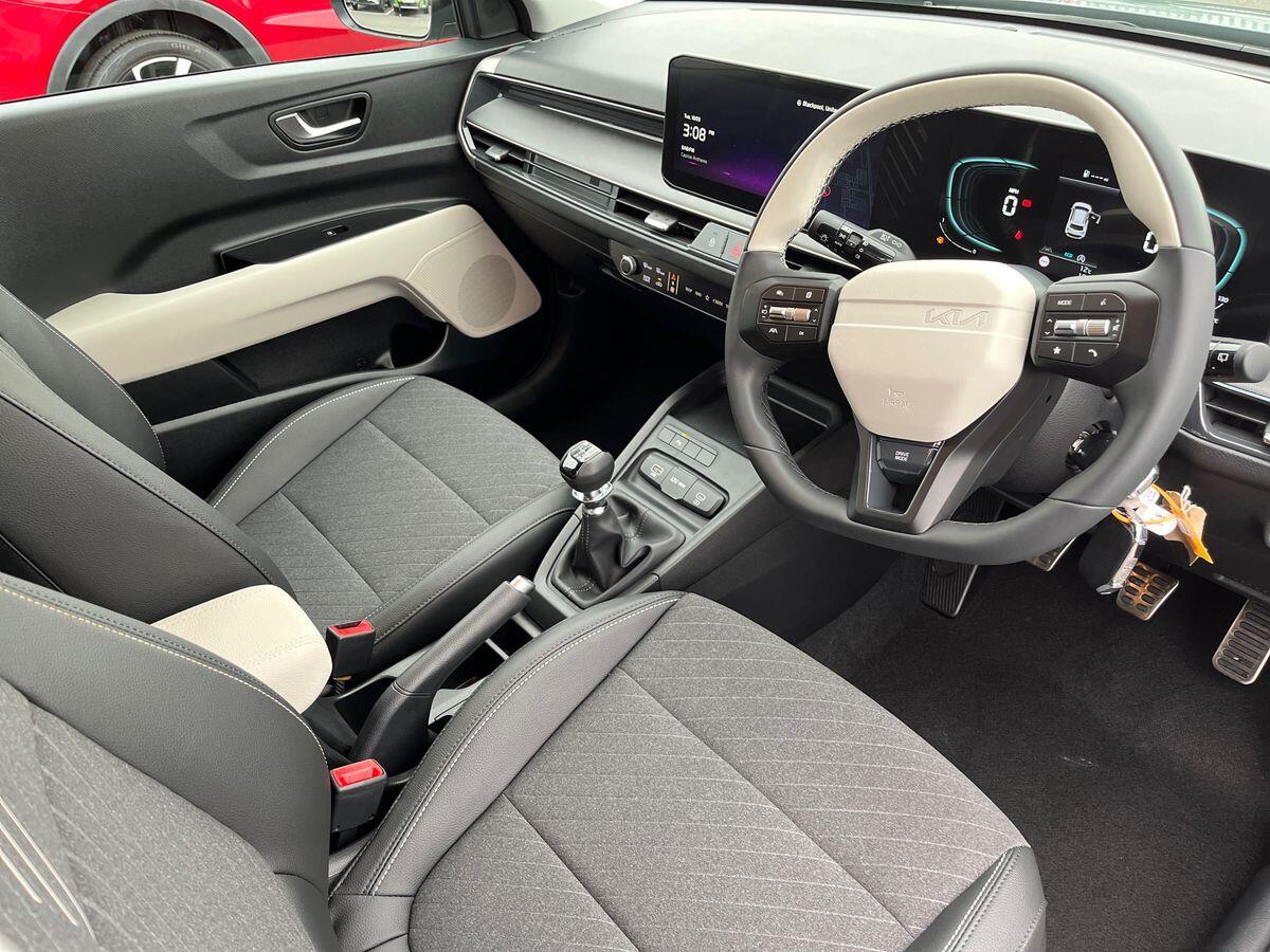 Used Kia Stonic 2026 for sale - 77829453: Photo 14