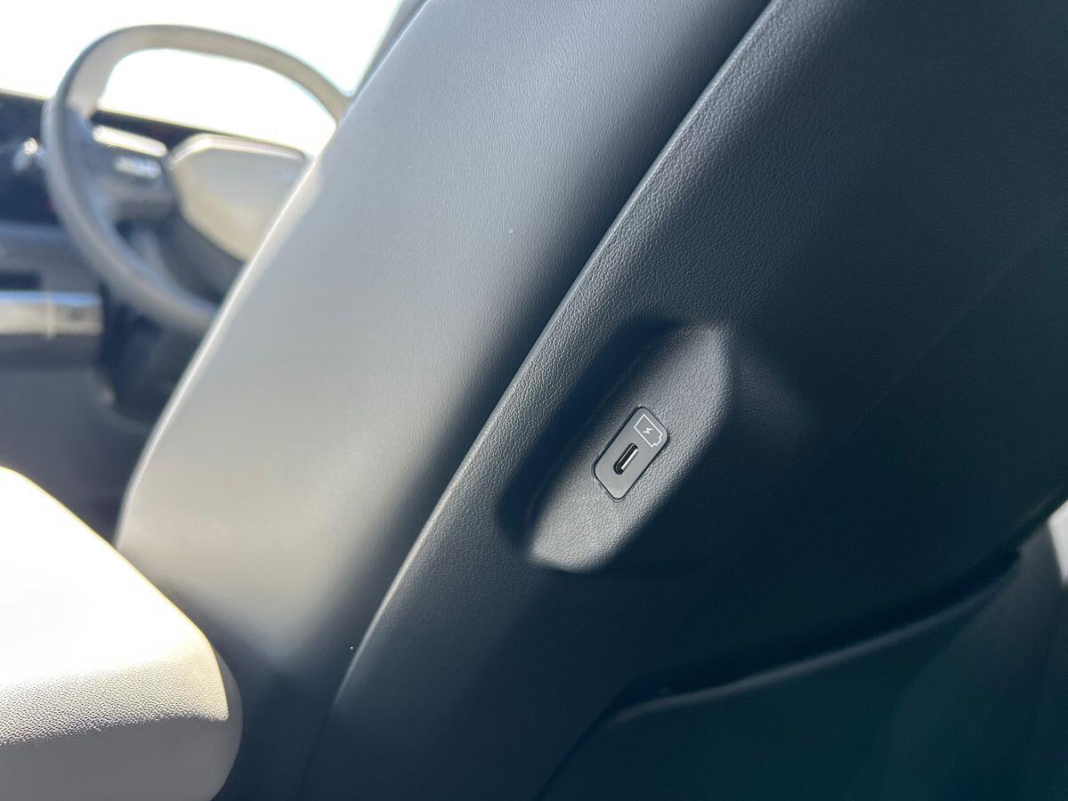 Used Kia EV3 2025 for sale - 77916502: Photo 25