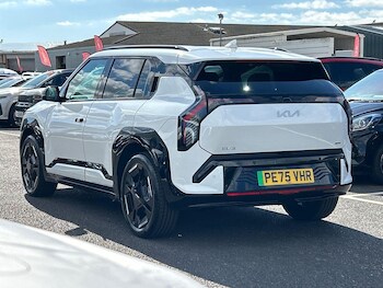 Used Kia EV3 2025 for sale - 77916502: Photo