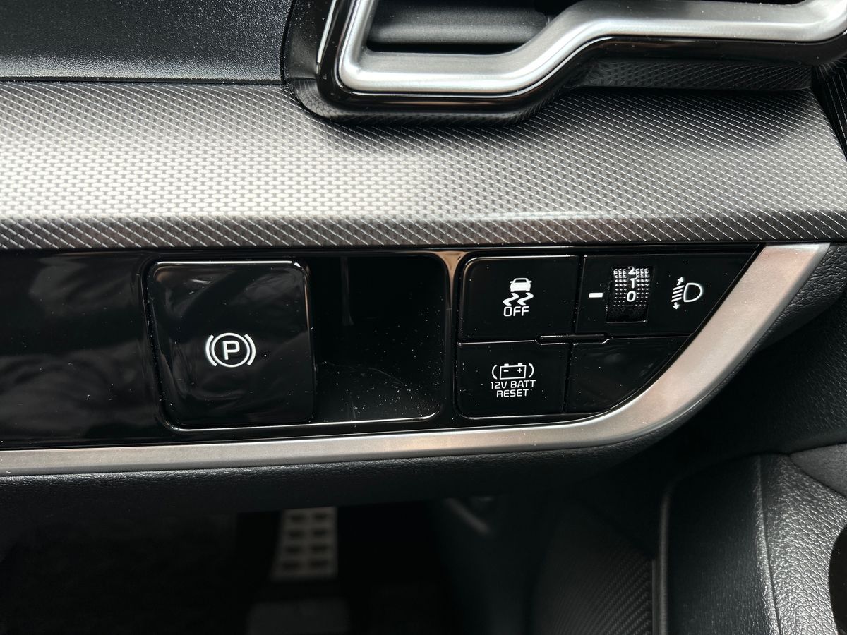 Vehicle 33