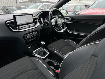 Used Kia Ceed 2022 for sale - 75970693: Photo