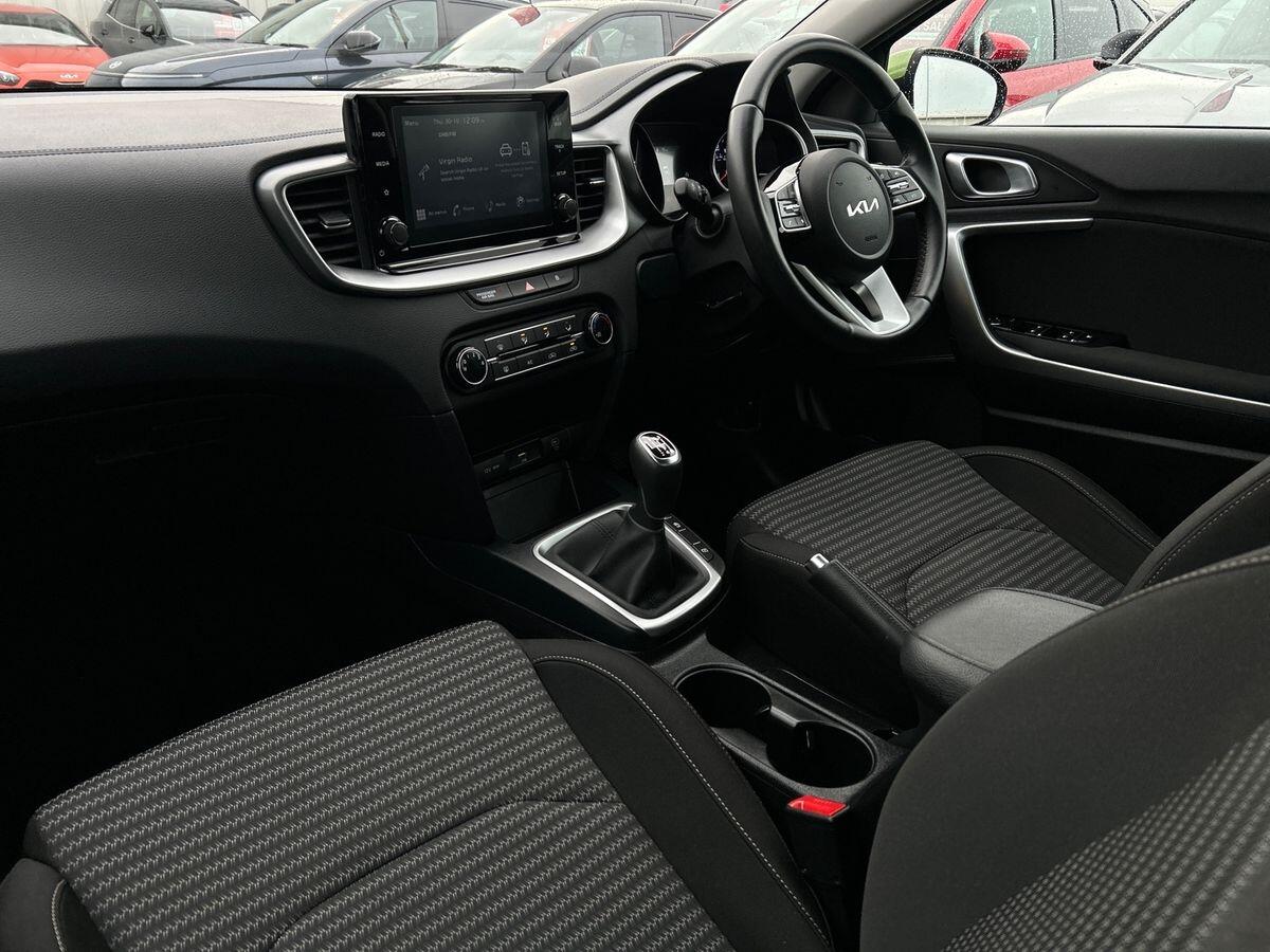 Used Kia XCeed 2023 for sale - 76488341: Photo 2