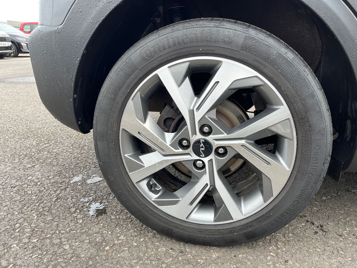 Used Kia Stonic 2023 for sale - 77904537: Photo 11