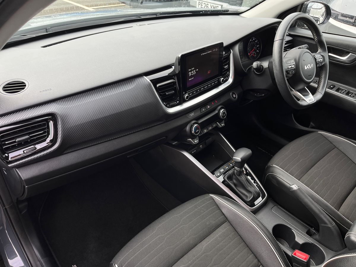 Used Kia Stonic 2023 for sale - 77904537: Photo 2