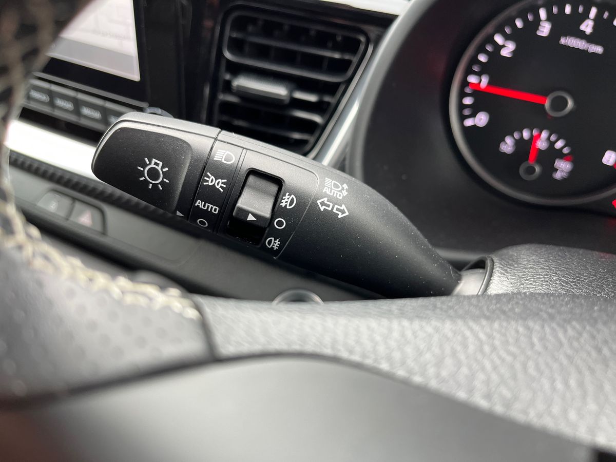 Used Kia Stonic 2023 for sale - 77904537: Photo 29