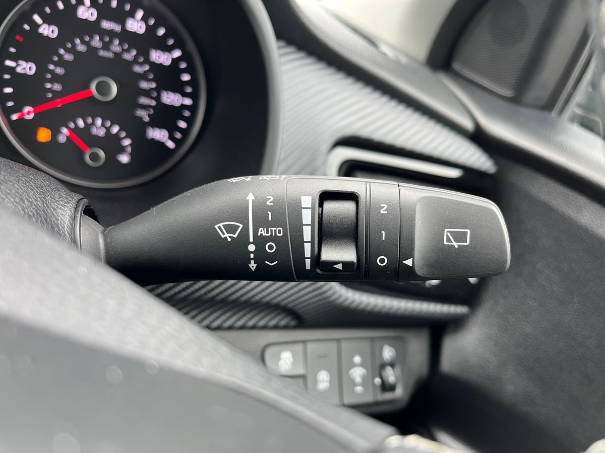 Used Kia Stonic 2023 for sale - 77904537: Photo 30