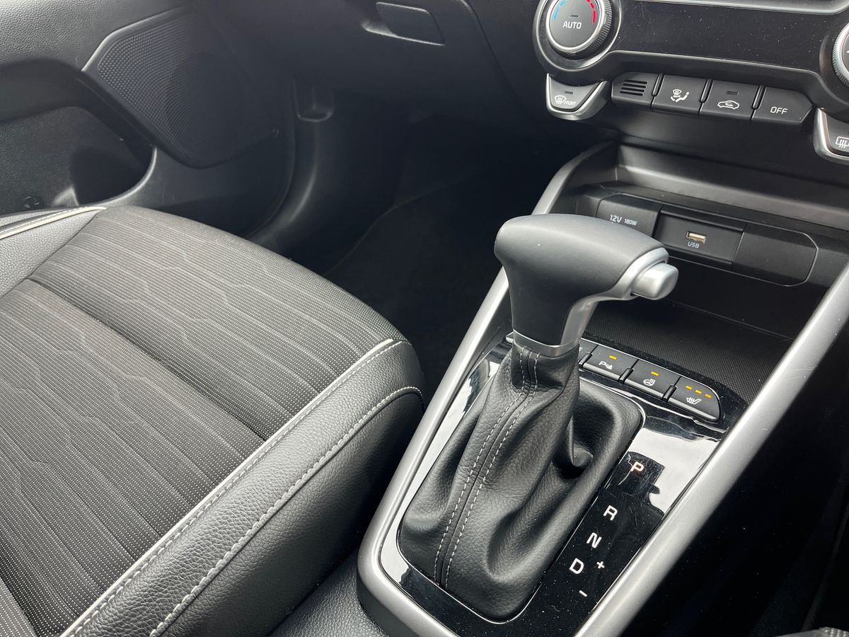 Used Kia Stonic 2023 for sale - 77904537: Photo 36