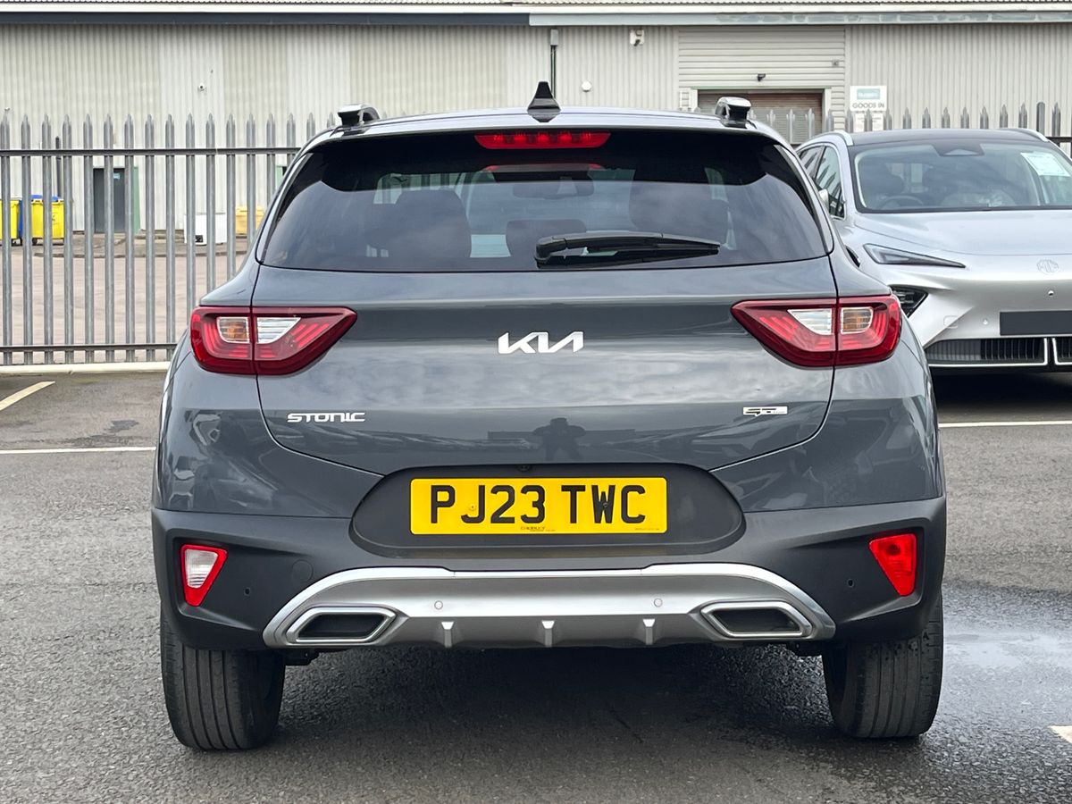 Used Kia Stonic 2023 for sale - 77904537: Photo 5
