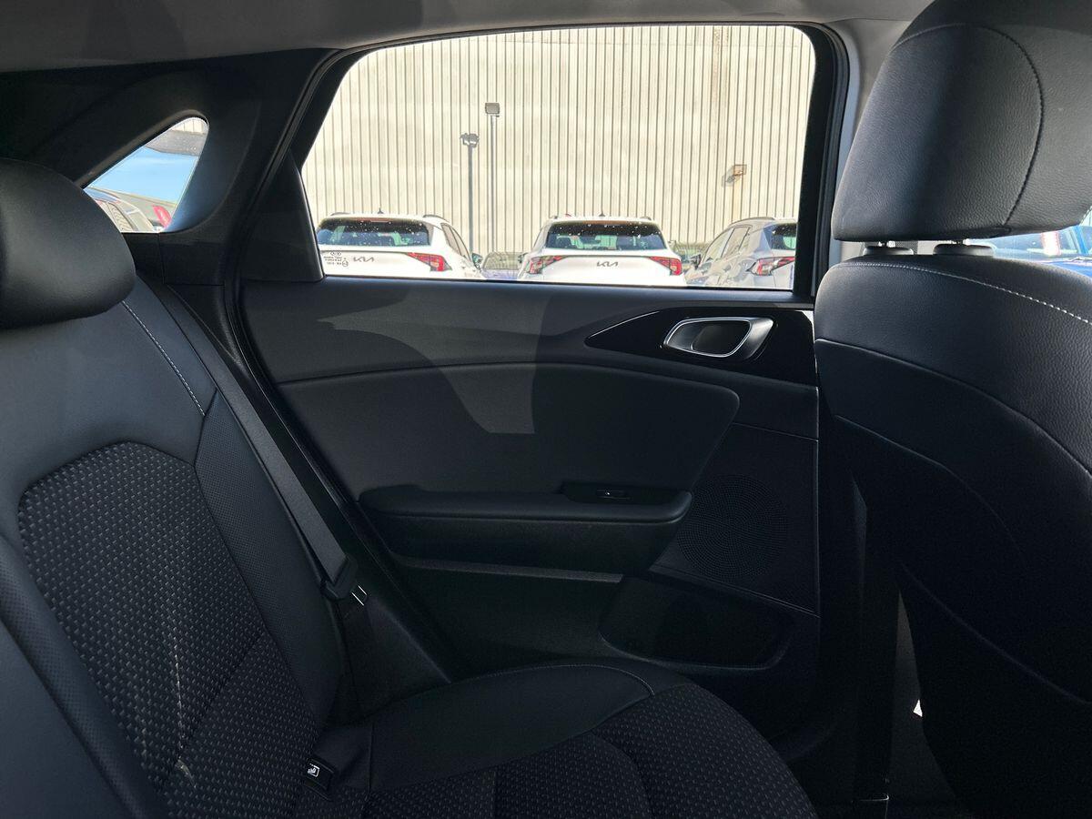 Used Kia Ceed 2018 for sale - 76300172: Photo 26