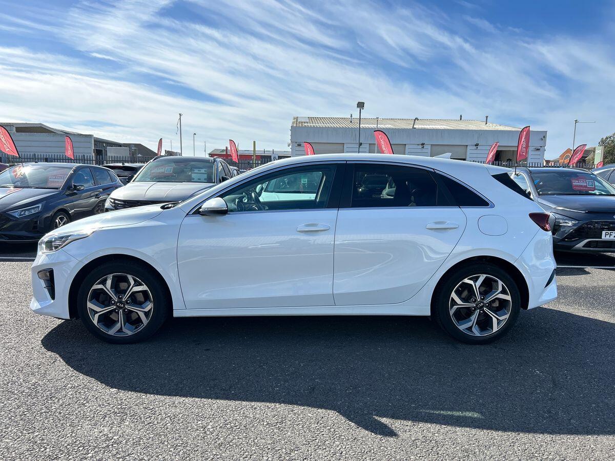 Used Kia Ceed 2018 for sale - 76300172: Photo 6