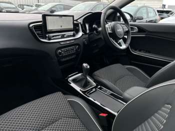 Used Kia Ceed 2025 for sale - 75392951: Photo