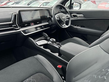 Used Kia Sportage 2025 for sale - 76017516: Photo 2