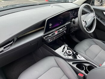 Used Kia Niro 2025 for sale - 77451033: Photo