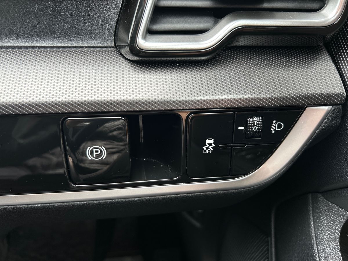 Vehicle 33