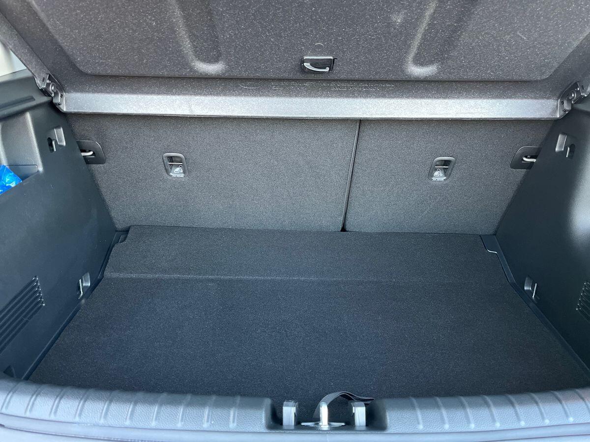 Used Kia Stonic 2024 for sale - 78189718: Photo 21