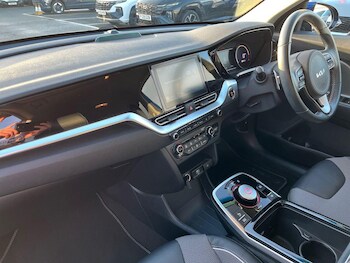 Used Kia Niro 2021 for sale - 77012089: Photo