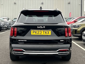 Used Kia Sorento 2023 for sale - 76300314: Photo 2