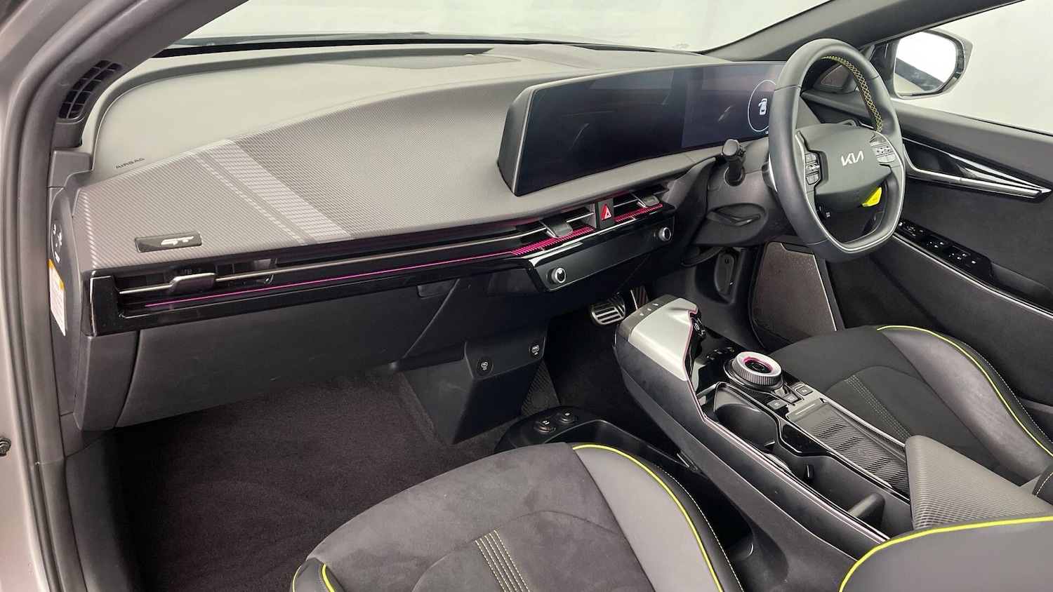 Used Kia EV6 2024 for sale - 77394132: Photo 2