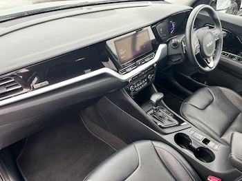 Used Kia Niro 2021 for sale - 77628609: Photo