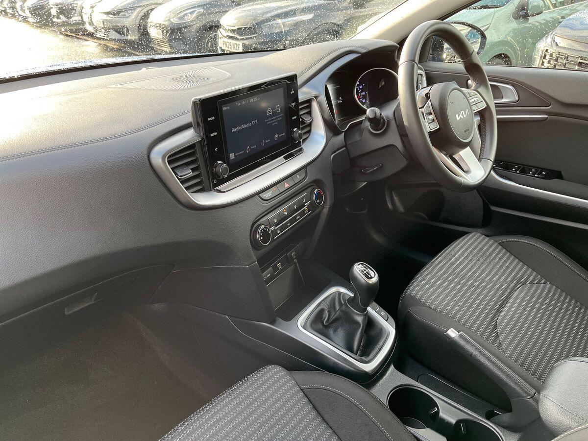 Used Kia XCeed 2024 for sale - 76617106: Photo 2