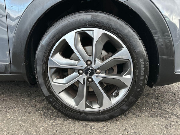 Used Kia Stonic 2022 for sale - 76299947: Photo 10