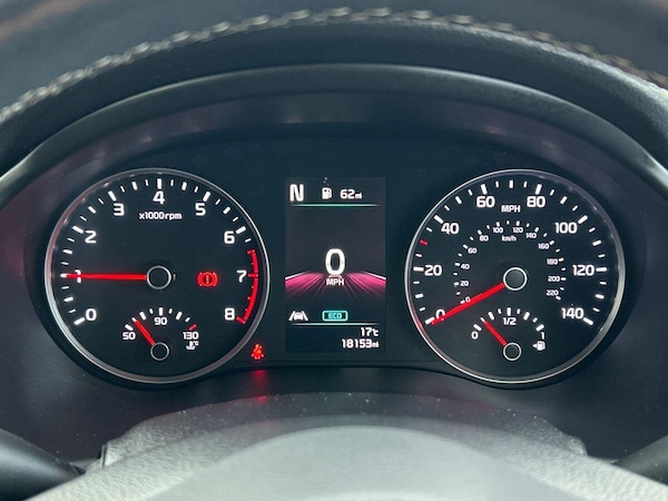Used Kia Stonic 2022 for sale - 76299947: Photo 15