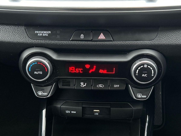 Used Kia Stonic 2022 for sale - 76299947: Photo 36