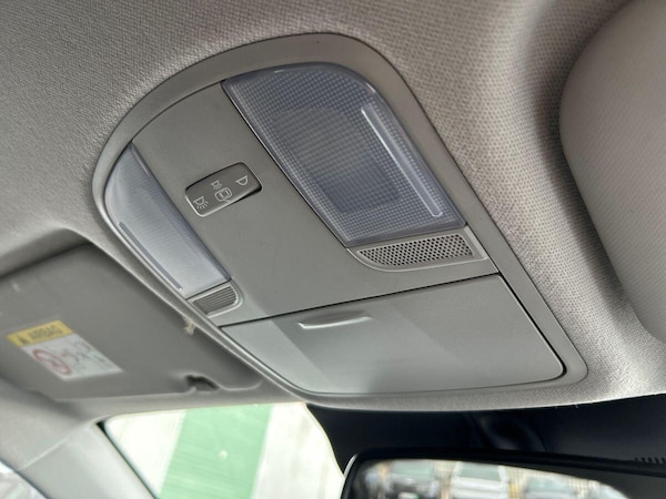 Used Kia Stonic 2022 for sale - 76299947: Photo 38