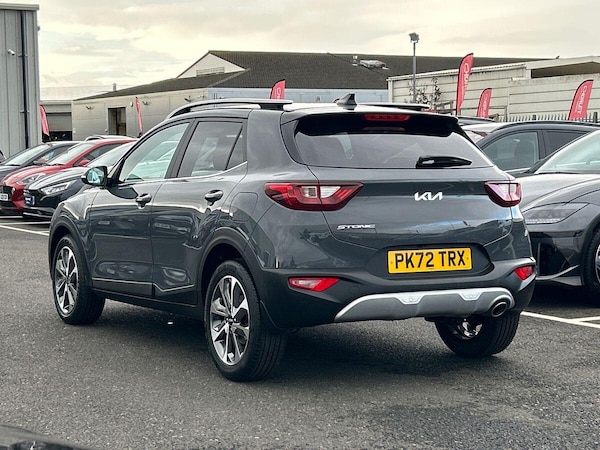 Used Kia Stonic 2022 for sale - 76299947: Photo 3