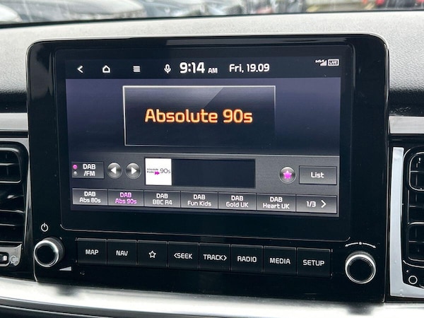 Used Kia Stonic 2022 for sale - 76299947: Photo 42