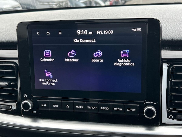 Used Kia Stonic 2022 for sale - 76299947: Photo 44
