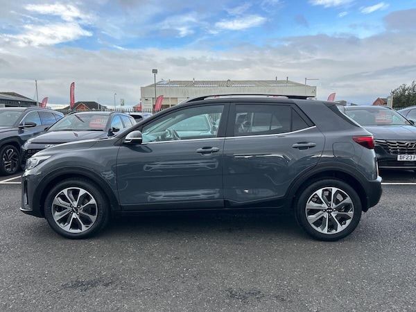 Used Kia Stonic 2022 for sale - 76299947: Photo 6