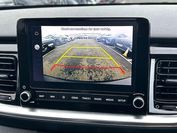 Used Kia Stonic 2022 for sale - 76299947: Photo 9
