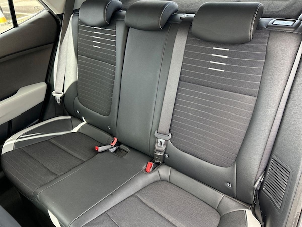 Used Kia Stonic 2020 for sale - 76300459: Photo 21