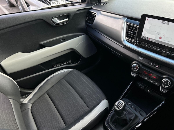 Used Kia Stonic 2020 for sale - 76300459: Photo 32