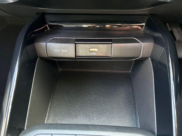 Used Kia Stonic 2020 for sale - 76300459: Photo 36