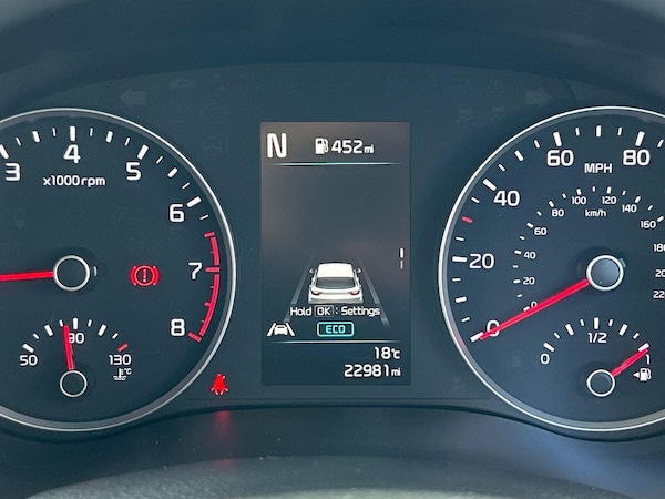 Used Kia Stonic 2020 for sale - 76300459: Photo 48