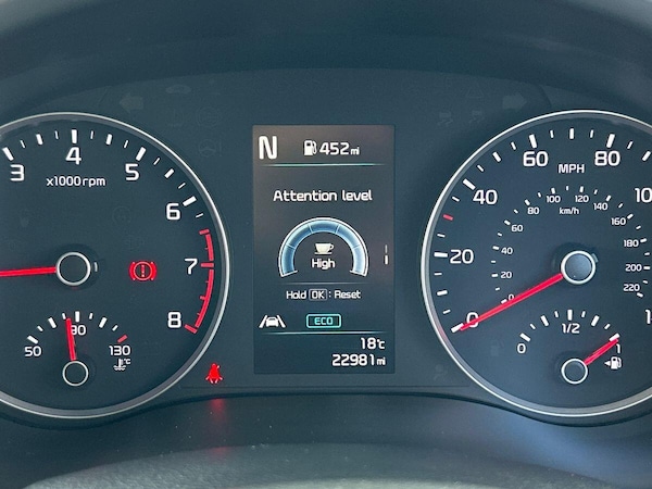 Used Kia Stonic 2020 for sale - 76300459: Photo 49